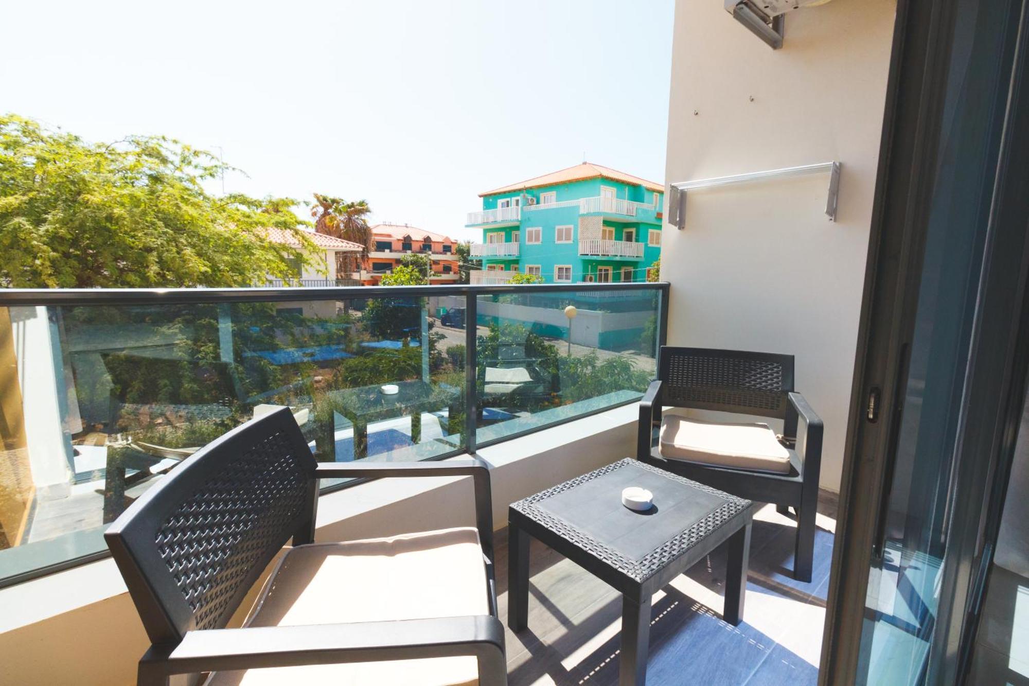 Brand New Spacious T3 Apartment In Santa Maria Exterior photo